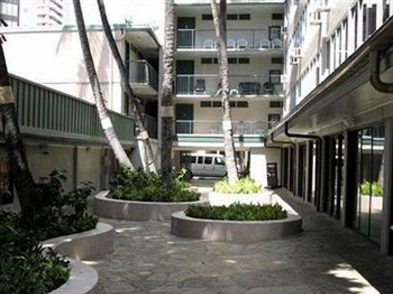 Kuhio Banyan Hotel Honolulu Exterior foto